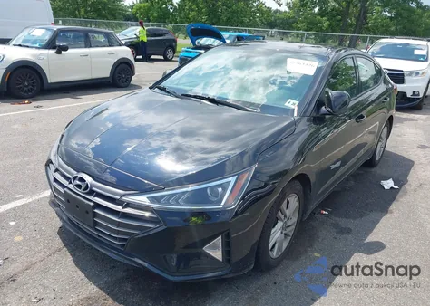 2020 Hyundai Elantra Value Edition z USA, uszkodzony, nr VIN 5NPD84LF8LH624511
